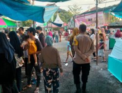 Bhabinkamtibmas Kelurahan Pagutan Barat Berikan Pengamanan Pasar Takjil