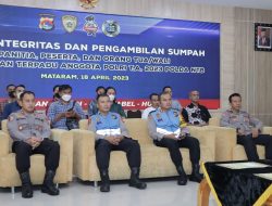 Polresta Mataram Laksanakan Pakta Integritas Dan Pengambilan Sumpah Panitia Penerimaan Terpadu Anggota Polri Tahun 2023