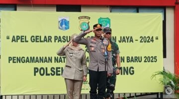 Kapolsek Kelapa Gading Gelar Apel Pasukan Ops Lilin Jaya 2024 untuk Pengamanan Malam Tahun Baru