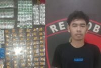 Seorang pria asal Aceh Utara ditangkap dengan ratusan butir obat daftar G siap edar; polisi tetapkan satu pemasok sebagai DPO dan imbau masyarakat tak membeli obat tanpa resep dokter.