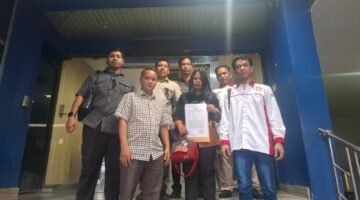 Ika menjelaskan, laporan ini dibuat setelah beredarnya potongan video saat dirinya menghadiri Rapat Dengar Pendapat (RDP) di Komisi V DPR RI 
