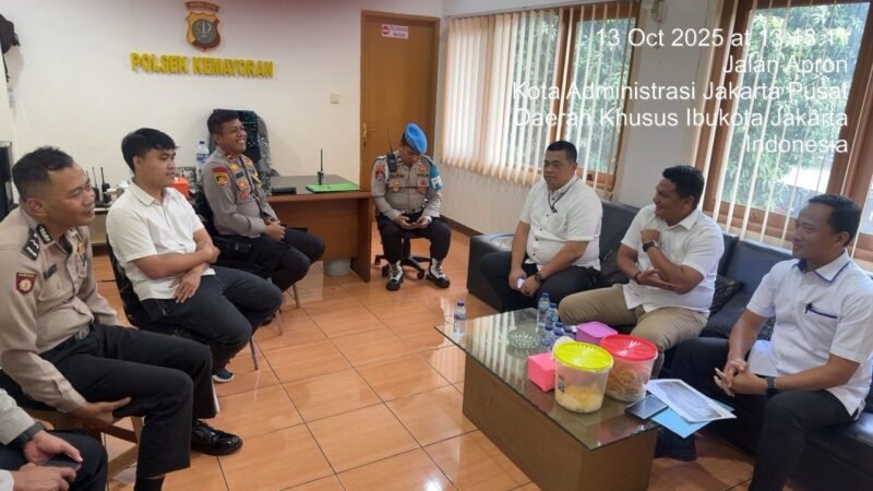 Bidpropam Polda Metro Jaya Sosialisasikan Larangan Gaya Hidup Mewah dan WBS di Polsek Sawah Besar dan Kemayoran