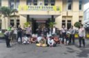 Kali ini, tim berhasil mengamankan 11 remaja terduga anggota geng motor berbahaya yang terlibat dalam aksi kekerasan terhadap anak di bawah umur di wilayah hukum polres tanggerang kota.