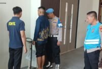 Panitia Bantuan Penerimaan (Pabanrim) Bintara Brimob Tahun 2025 Polres Metro Tangerang Kota menggelar proses rekrutmen Bintara Brimob mulai dari pendaftaran secara online, verifikasi berkas administrasi, hingga pengukuran tinggi dan berat badan pada tahap pemeriksaan awal
