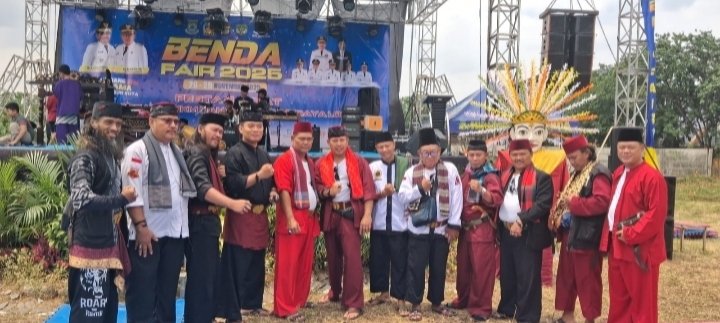 Bersama para pendekar, Rojali–Japra Meriahkan Hari Terakhir Benda Fair 2025 Lewat Atraksi Seni Bela Diri