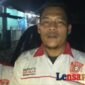 Eko Hasibuan Ketua Rumah Berdaya Pengemudi Indonesia (RBPI) Sumut saat menyalurkan bantuan (Lensapolri.com/kbr)