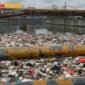 Penampakan kali Dadap yang dipenuhi sampah (Foto.Red/Lensapolri)