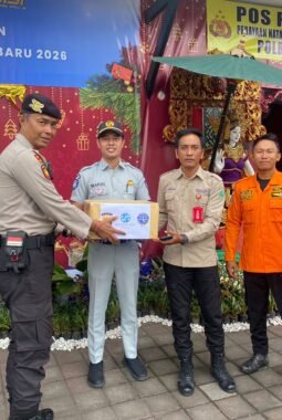 Dukung Ops Lilin Agung 2025, Jasa Raharja Tabanan Kunjungi Pos Yan Adipura