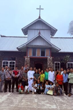 Polsek Kintamani Pastikan Pengamanan Ibadah Natal dan Malam Kudus di Bukit Sari Berjalan Aman, Tertib, dan Khidmat