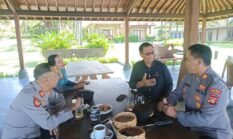 Safari Kamtibmas Kapolsek Kerambitan denga General Manager Villa Amarta Beach Retreat