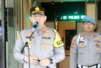 Kapolres Metro Jakarta Utara Kombes Pol Erick Fendriz, S.I.K., M.Si., saat memimpin apel pelepasan personel Brimob Kalimantan Barat dihalaman Polres Metro Jakarta Utara (Foto: Istw)