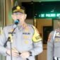 Kapolres Metro Jakarta Utara Kombes Pol Erick Fendriz, S.I.K., M.Si., saat memimpin apel pelepasan personel Brimob Kalimantan Barat dihalaman Polres Metro Jakarta Utara (Foto: Istw)
