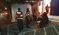 Patroli Preventif Malam Minggu, Samapta Polsek Abiansemal Sambangi Kawasan Perbankan BRI