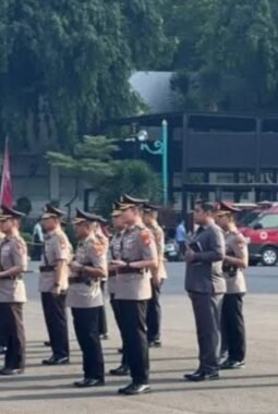 Kapolda Metro Jaya Kembali Rotasi Pejabat, Puluhan Perwira Menengah Bergeser ke Jabatan Strategis