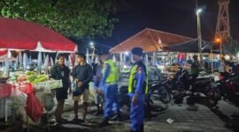 Kegiatan patroli malam tersebut dilaksanakan oleh personel Satpolairud Polresta Denpasar Pos Kedonganan, yakni AIPTU I Made Paing Wijaya dan BRIPKA I Putu Gede Jiwa