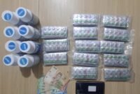 Satresnarkoba Polres Metro Tangerang Kota berhasil mengungkap praktik peredaran obat keras tanpa izin edar di wilayah Karawaci, Kota Tangerang