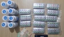 Satresnarkoba Polres Metro Tangerang Kota berhasil mengungkap praktik peredaran obat keras tanpa izin edar di wilayah Karawaci, Kota Tangerang