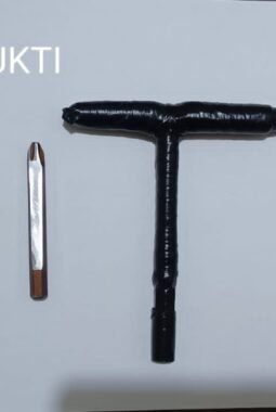 Belum Sempat Kabur, Eksekutor Curanmor Ditangkap Warga dan Diserahkan ke Polsek Cipondoh