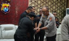 Kapolda Sulbar Terima Kunjungan Silaturahmi Senkom, Eratkan Sinergi Jaga Kamtibmas yang Kondusif