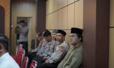 Polda Sulbar Ikuti Kajian Daring Bersama Gus Baha, Jaga Sholat dan Perbaiki Akhlak untuk Tingkatkan Pelayanan Masyarakat