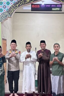 Kapolres Mamuju Tengah Laksanakan Subuh Keliling, Menerima Masukan Demi Penguatan Kamtibmas