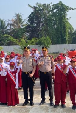 Polisi Peduli Pendidikan, Kapolres Mateng Hadir di Tengah Pelajar, Tanamkan Semangat dan Karakter