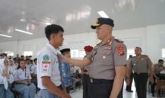 Bakar Semangat Generasi Emas, Kapolda Sulbar Kunjungi SMKN 1 Rangas, Sukses Itu Harus Dipaksa!