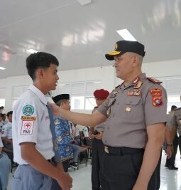Bakar Semangat Generasi Emas, Kapolda Sulbar Kunjungi SMKN 1 Rangas, Sukses Itu Harus Dipaksa!