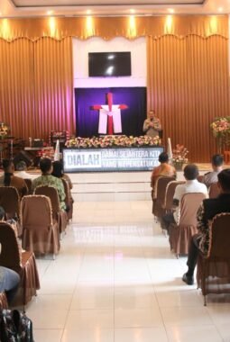 Lewat Minggu Kasih di GPDI ‘Tak Ada Jarak Polisi dengan Warga’ Pelayanan Polresta Mamuju Siaga 24 Jam