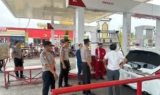 Ditbinmas Polda Sulbar Sambangi SPBU, Awasi Antrean dan Distribusi BBM Bersubsidi